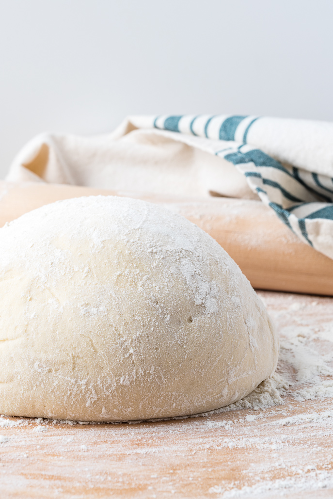 Homemade Pizza Dough (makes a great crust!) in a Bread Maker - from Everyday Good Thinking by @hamiltonbeach