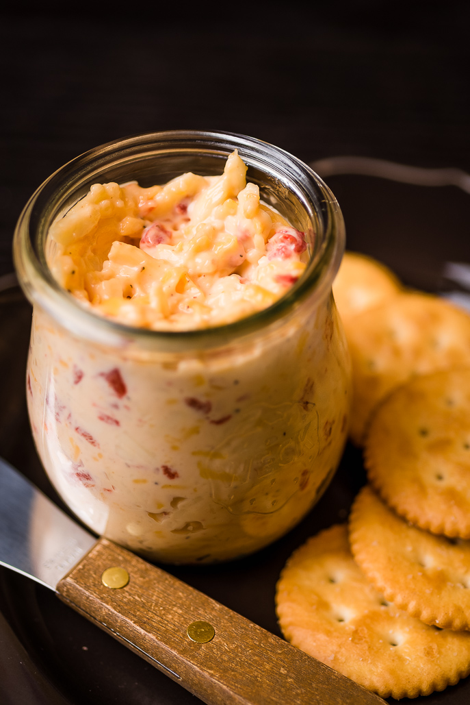 Perfect Southern Pimento Cheese Spread from Everyday Good Thinking by @hamiltonbeach - perfect for sandwiches, snacks, bridal showers, baby showers and quick lunches